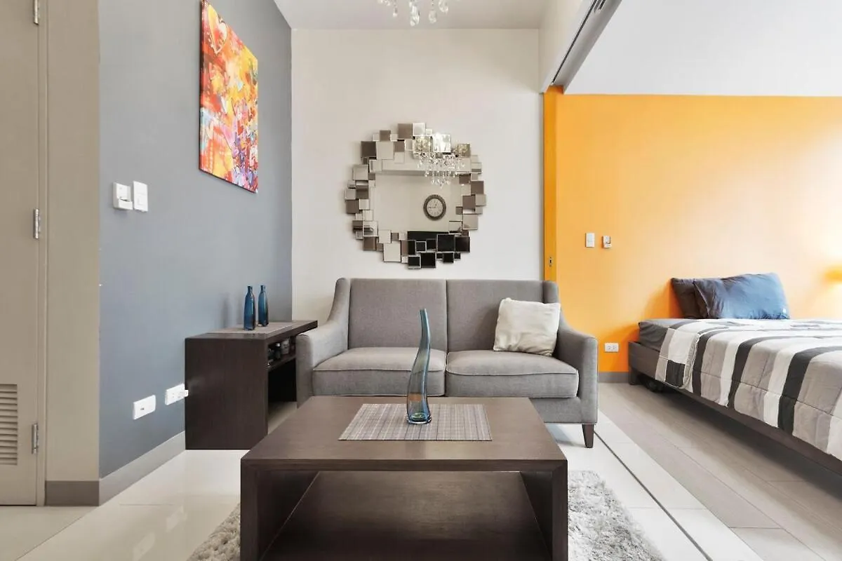 Stylish Condo In Bgc Near Uptown Mall And St Lukes Manila 0*,  Philippines