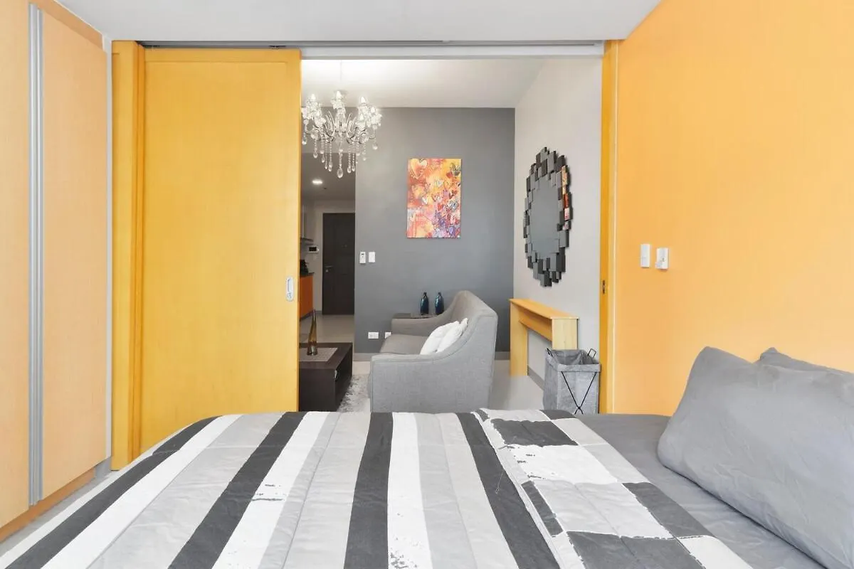 Apartment Stylish Condo In Bgc Near Uptown Mall And St Lukes Manila Philippines