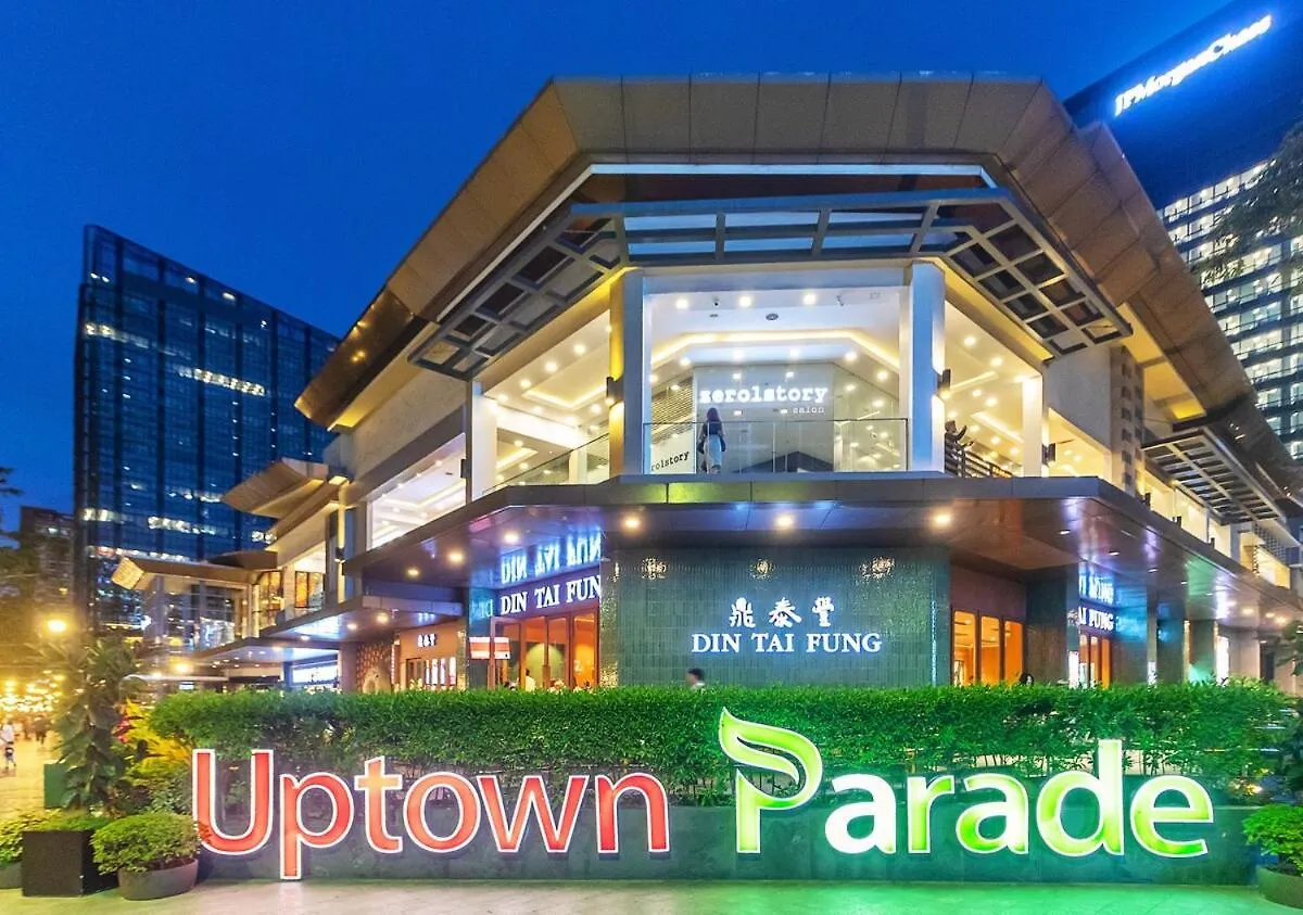 Apartment Stylish Condo In Bgc Near Uptown Mall And St Lukes Manila