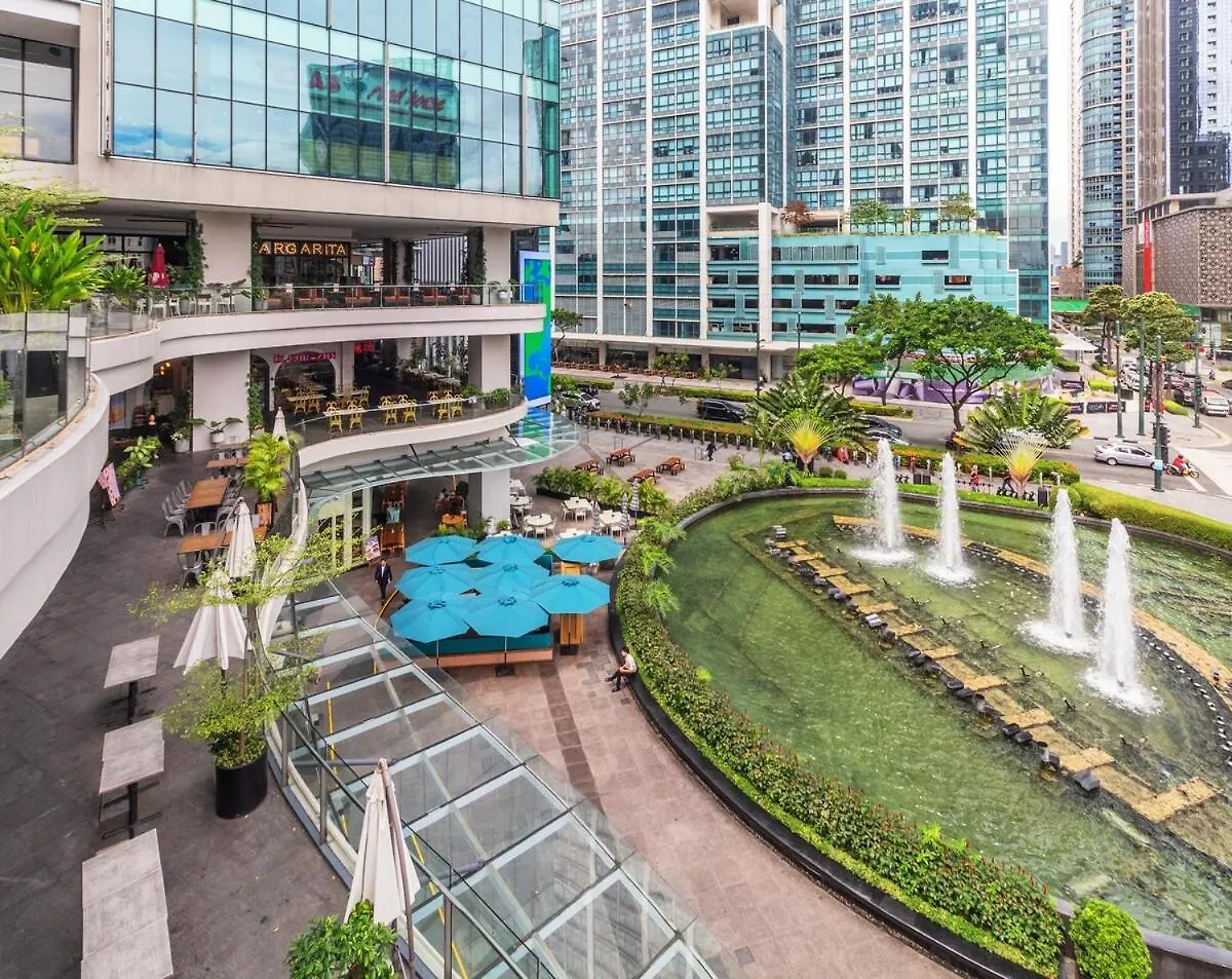 Stylish Condo In Bgc Near Uptown Mall And St Lukes Manila 0*,  Philippines