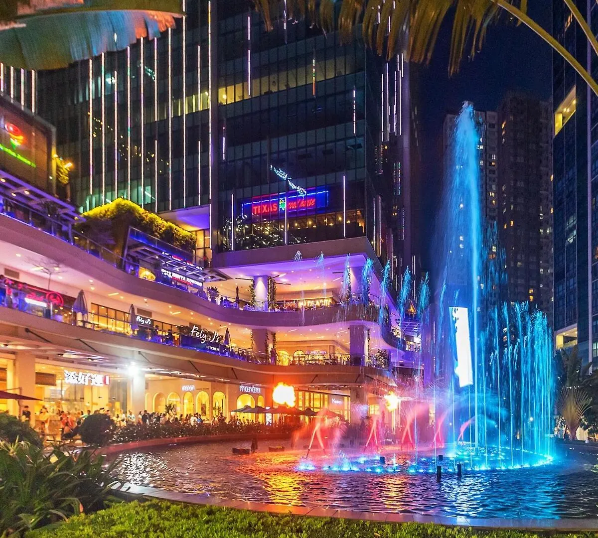 Apartment Stylish Condo In Bgc Near Uptown Mall And St Lukes Manila